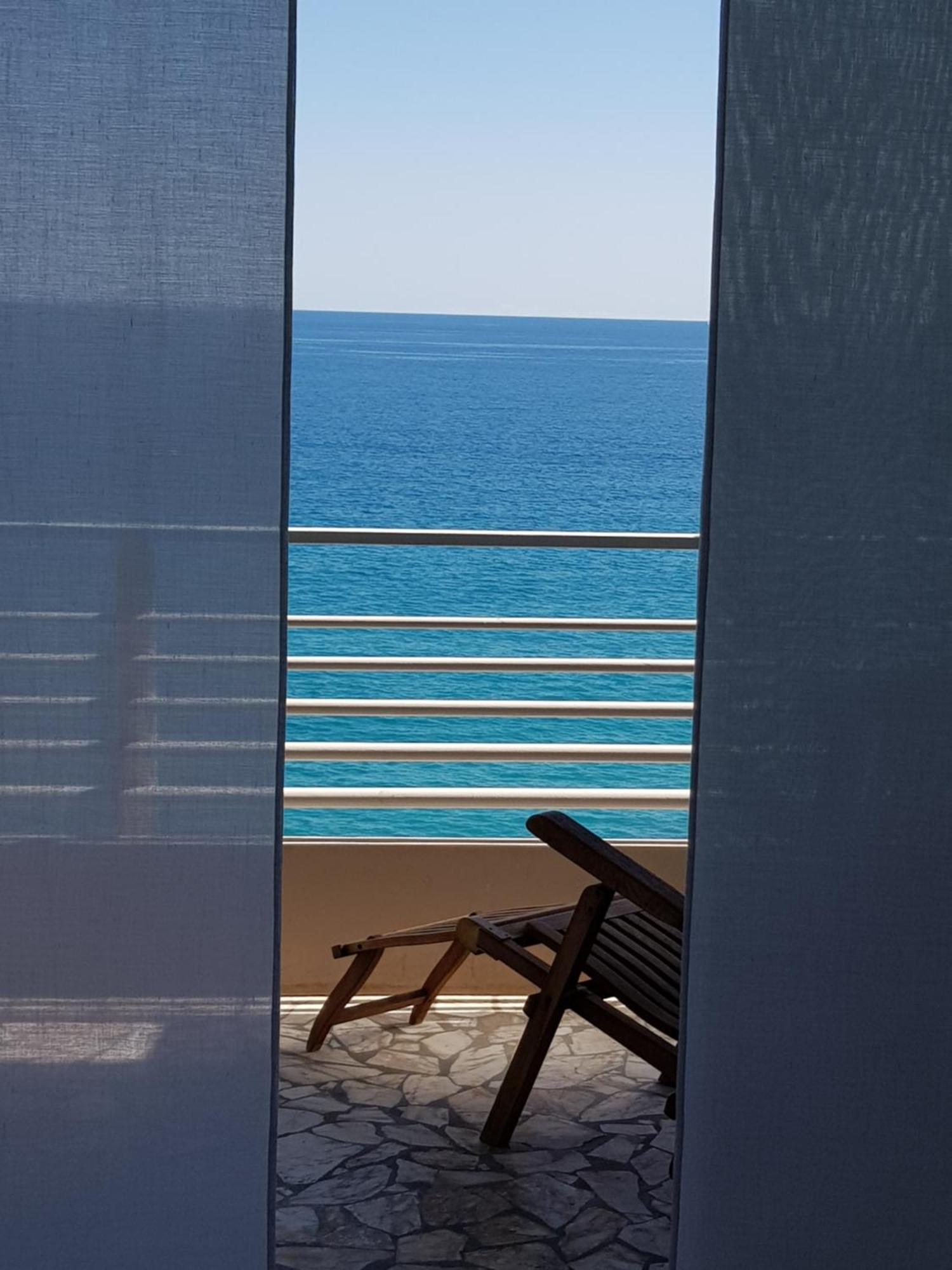 Menton Front Bord De Mer Cote D'Azur Florentina Sea View French Riviera Proche Monaco Montecarlo Superb Studio Bagian luar foto